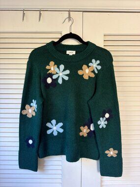CeCe Green Floral Intarsia Knit Sweater — Size Medium, New Without Tags